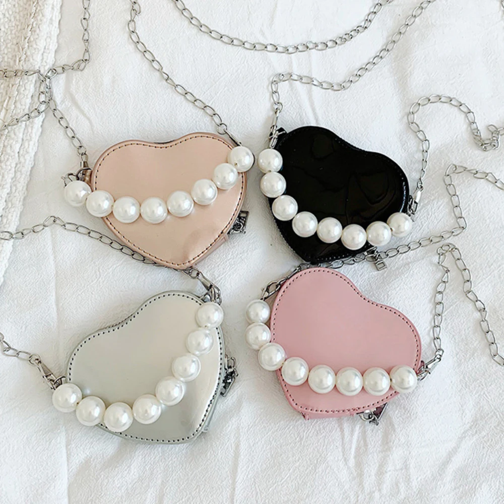 Love Mini Small Bag Female 2024 New High-Grade Texture Heart-Shaped Small Bag Girl Heart Niche One-Shoulder Messenger Bag Purse
Love Mini Small Bag Female 2024 New High-Grade Texture Heart-Shaped Small Bag Girl Heart Niche One-Shoulder Messenger Bag Purse