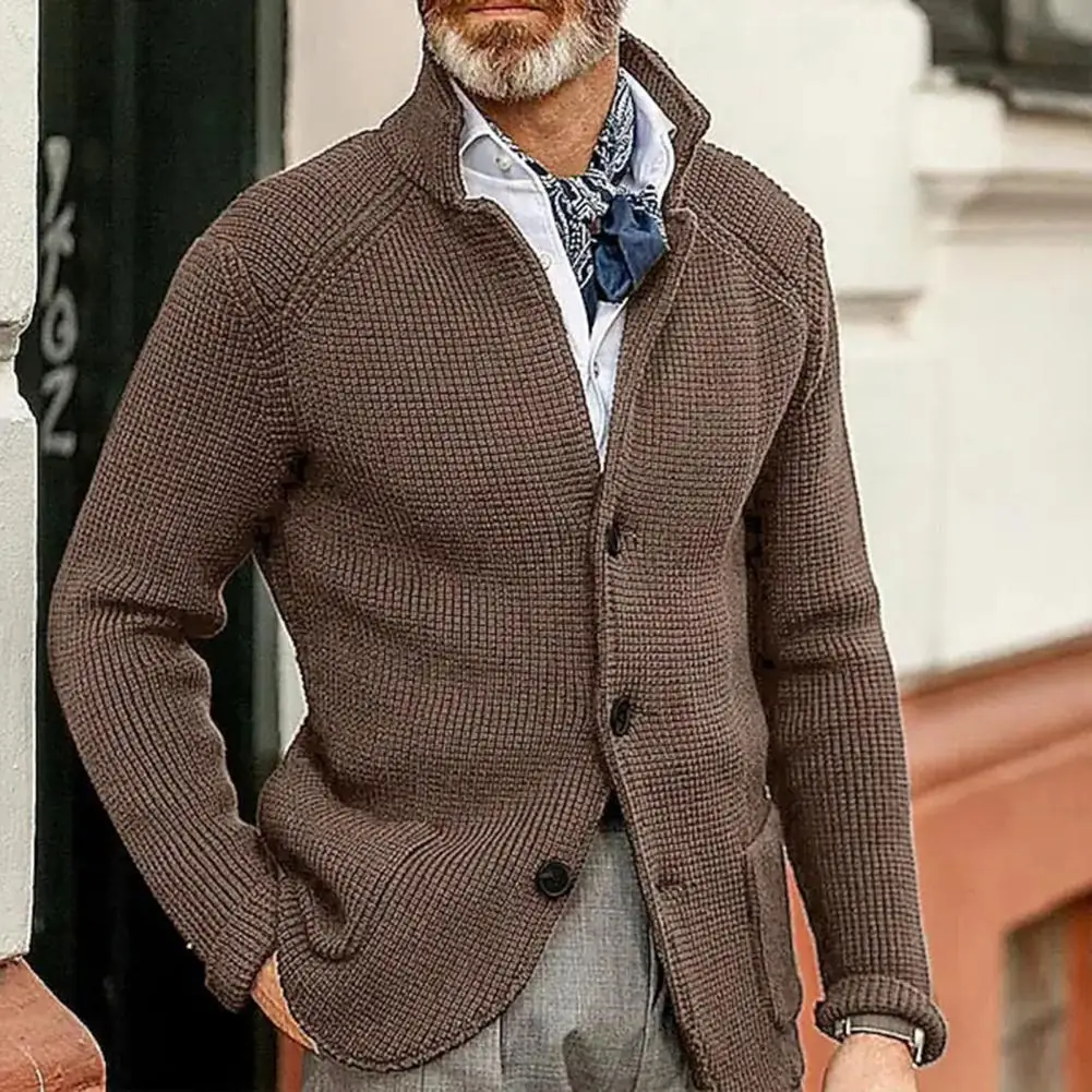 Classic Men Knitting Coat Lapel Long Sleeve Loose Fit Knitting Jacket with Pockets Soft Texture Casual Solid Color Knitwear
Classic Men Knitting Coat Lapel Long Sleeve Loose Fit Knitting Jacket with Pockets Soft Texture Casual Solid Color Knitwear