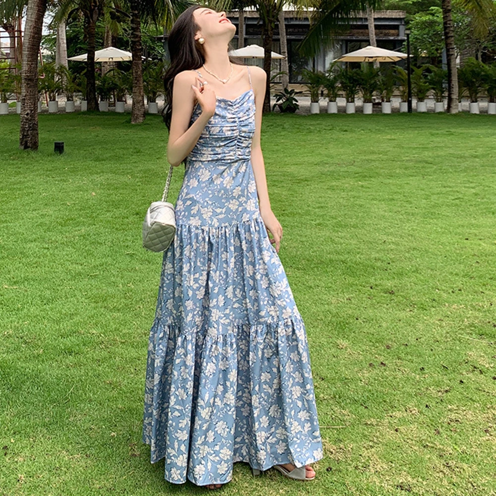 New Summer Halter Dress Women French Vintage Floral One-Line Pleated Shoulder Dress Seaside Holiday Beach Dress
New Summer Halter Dress Women French Vintage Floral One-Line Pleated Shoulder Dress Seaside Holiday Beach Dress