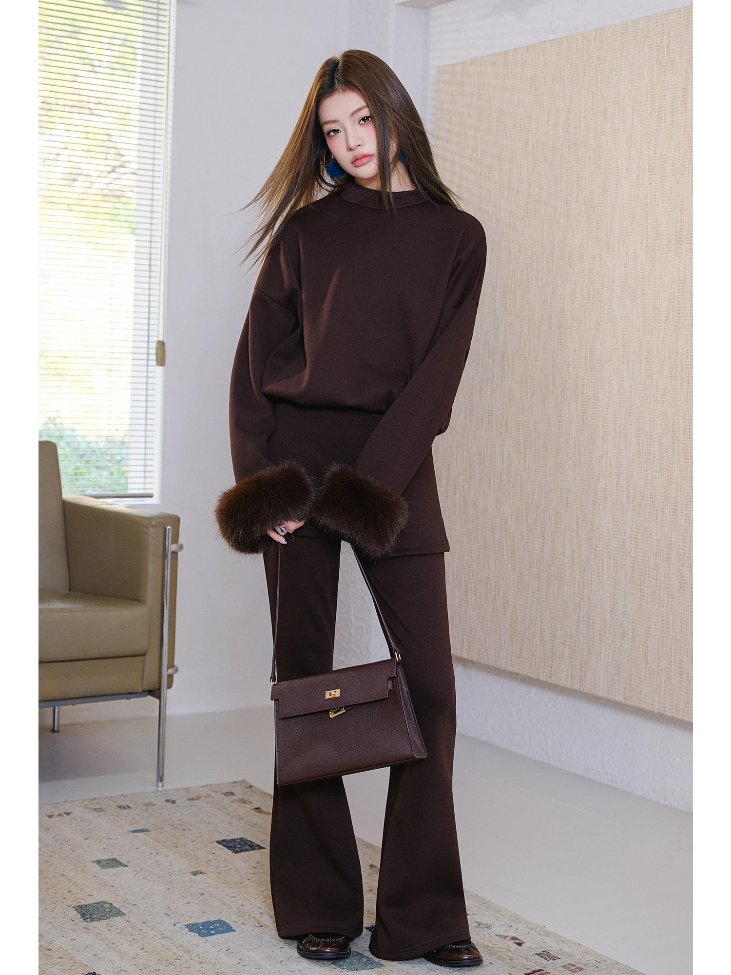 MIUCO Thickened Fleece Hoodie Set Women's Removable Fur Sleeve Long Sleeve round Neck Commute Series High Waist Pants Two-Pie...
MIUCO Thickened Fleece Hoodie Set Women's Removable Fur Sleeve Long Sleeve round Neck Commute Series High Waist Pants Two-Pie...