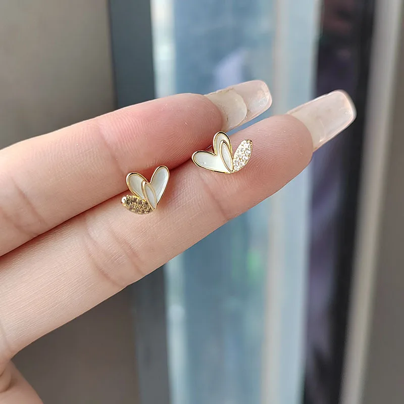 Gold Color Mini Four Petal Leaves Zircon Stud Earrings for Women Female Fashion Simple Gorgeous Plant Leaf Jewelry Valentine Gif
Gold Color Mini Four Petal Leaves Zircon Stud Earrings for Women Female Fashion Simple Gorgeous Plant Leaf Jewelry Valentine Gif