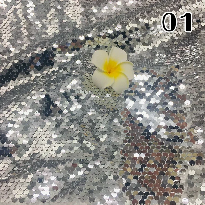 Reversible Sequin Fabric Double-Sided Flip Glitter Fabrics for DIY Evening Dress Creative Clothing Sewing Cloth Background Decor
Reversible Sequin Fabric Double-Sided Flip Glitter Fabrics for DIY Evening Dress Creative Clothing Sewing Cloth Background Decor