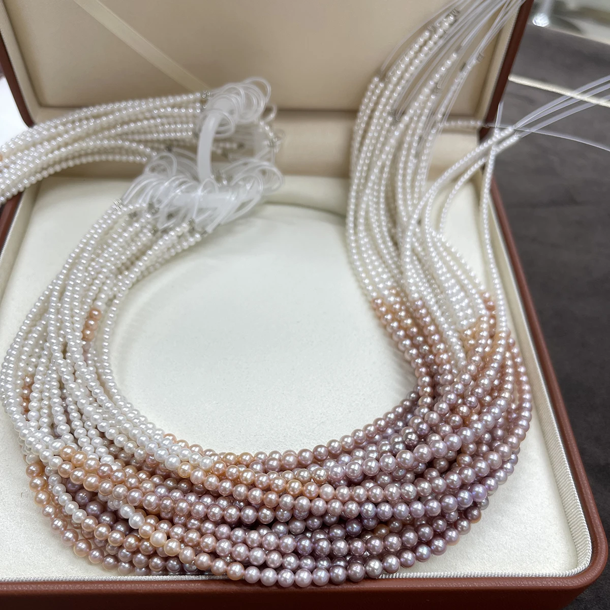 2-5mm Natural Freshwater Round Gradient White Pink Purple Pearl Necklace SemiFinished Material DIY Jewelry Accessories Wholesale
2-5mm Natural Freshwater Round Gradient White Pink Purple Pearl Necklace SemiFinished Material DIY Jewelry Accessories Wholesale