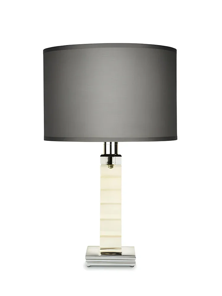 Table lamp Italian simple living room bedroom K9 crystal matte process high-end table lamp
Table lamp Italian simple living room bedroom K9 crystal matte process high-end table lamp