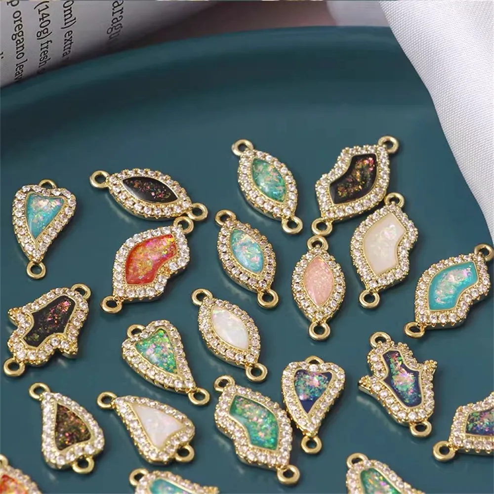 Copper-plated Real Gold Inlaid Zircon Four-petal Flower-shaped Pendant, Handcrafted Earrings, Necklace, Diy Material Accessories
Copper-plated Real Gold Inlaid Zircon Four-petal Flower-shaped Pendant, Handcrafted Earrings, Necklace, Diy Material Accessories