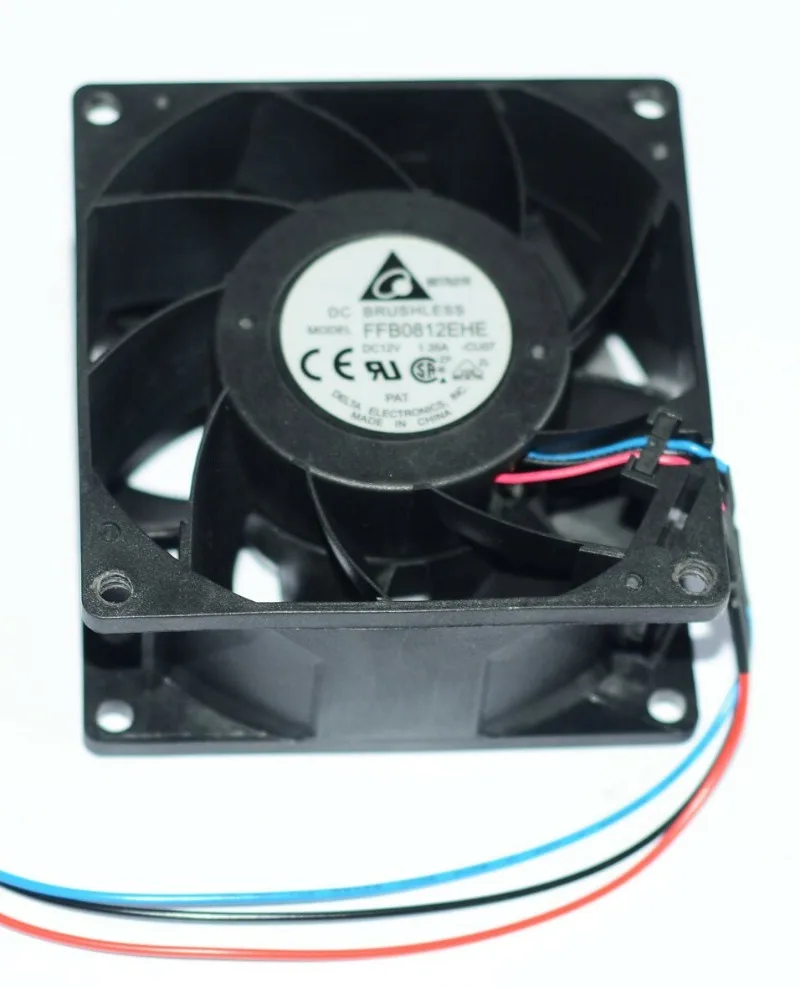 for DELTA FFB0812EHE Large air volume cooling fan DC12V 1.35A 80*80*38mm 3pin-
for DELTA FFB0812EHE Large air volume cooling fan DC12V 1.35A 80*80*38mm 3pin-