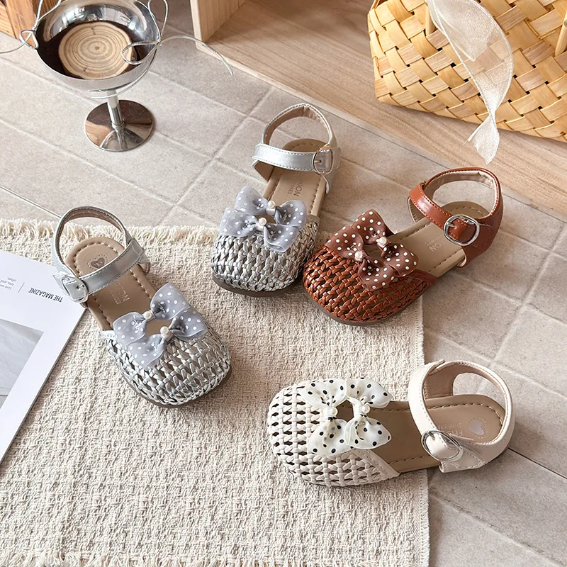 Kids'Casual Sandals PU Leather Summer Butterfly Fashion Outdoor Breathable Shoes For Girls Anti-slip Silver White Brown
Kids'Casual Sandals PU Leather Summer Butterfly Fashion Outdoor Breathable Shoes For Girls Anti-slip Silver White Brown