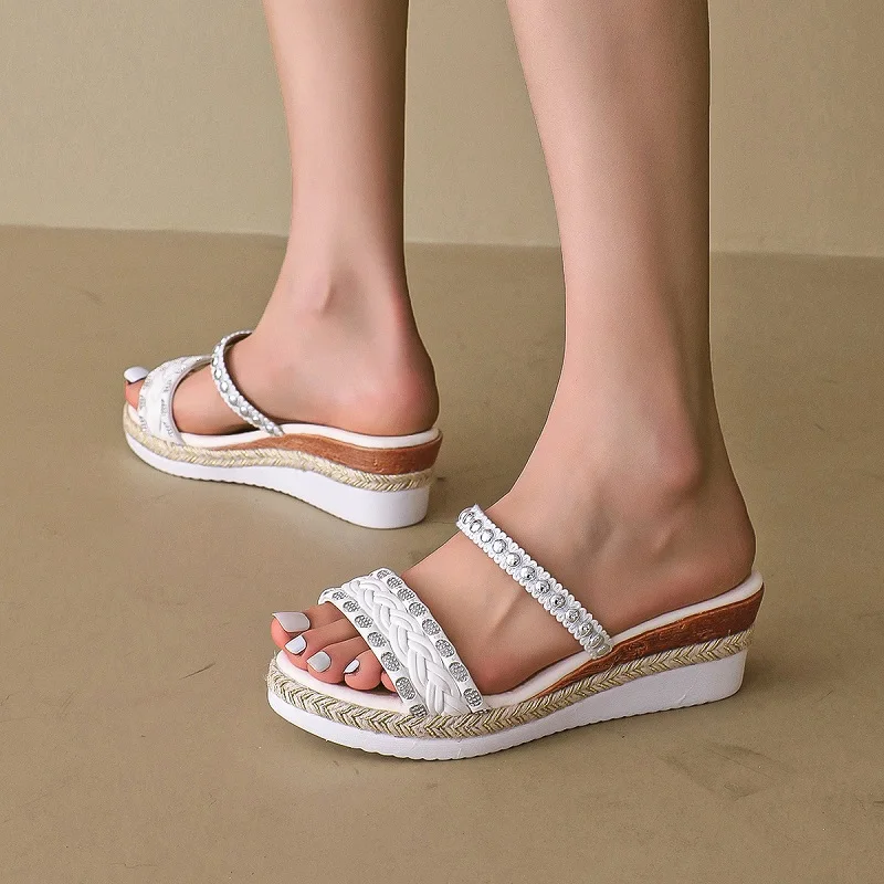 Women High Heels Slippers 2024 Summer Beach Shoes New Square Toe Flip Flops Sandals Brand Female Open Toe Slingback Slides Pumps
Women High Heels Slippers 2024 Summer Beach Shoes New Square Toe Flip Flops Sandals Brand Female Open Toe Slingback Slides Pumps