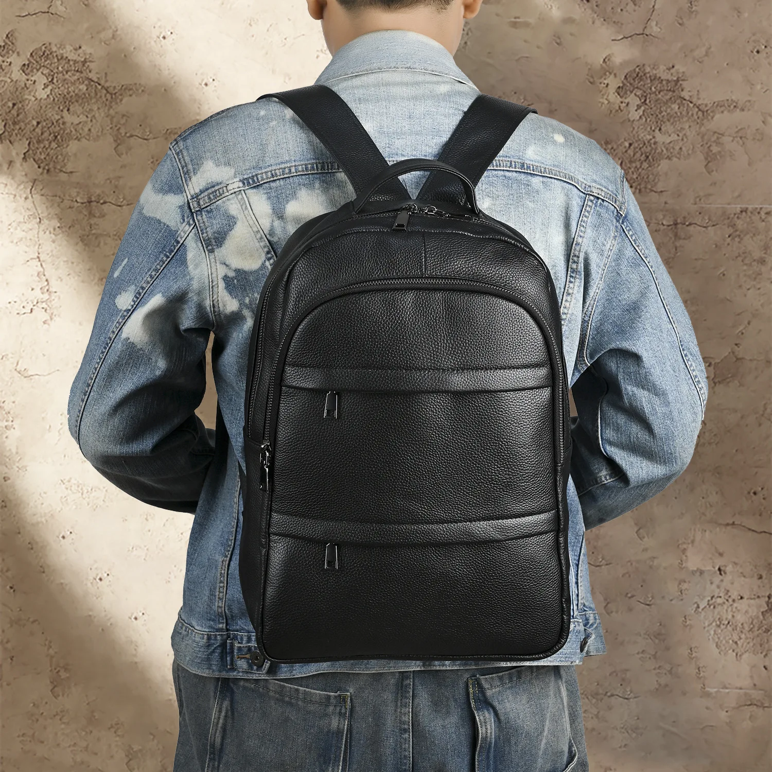 Mens Genuine Leather Backpack Top Grain Cowhide Travel Bag Fashion Casual Business Laptop Bag
Mens Genuine Leather Backpack Top Grain Cowhide Travel Bag Fashion Casual Business Laptop Bag