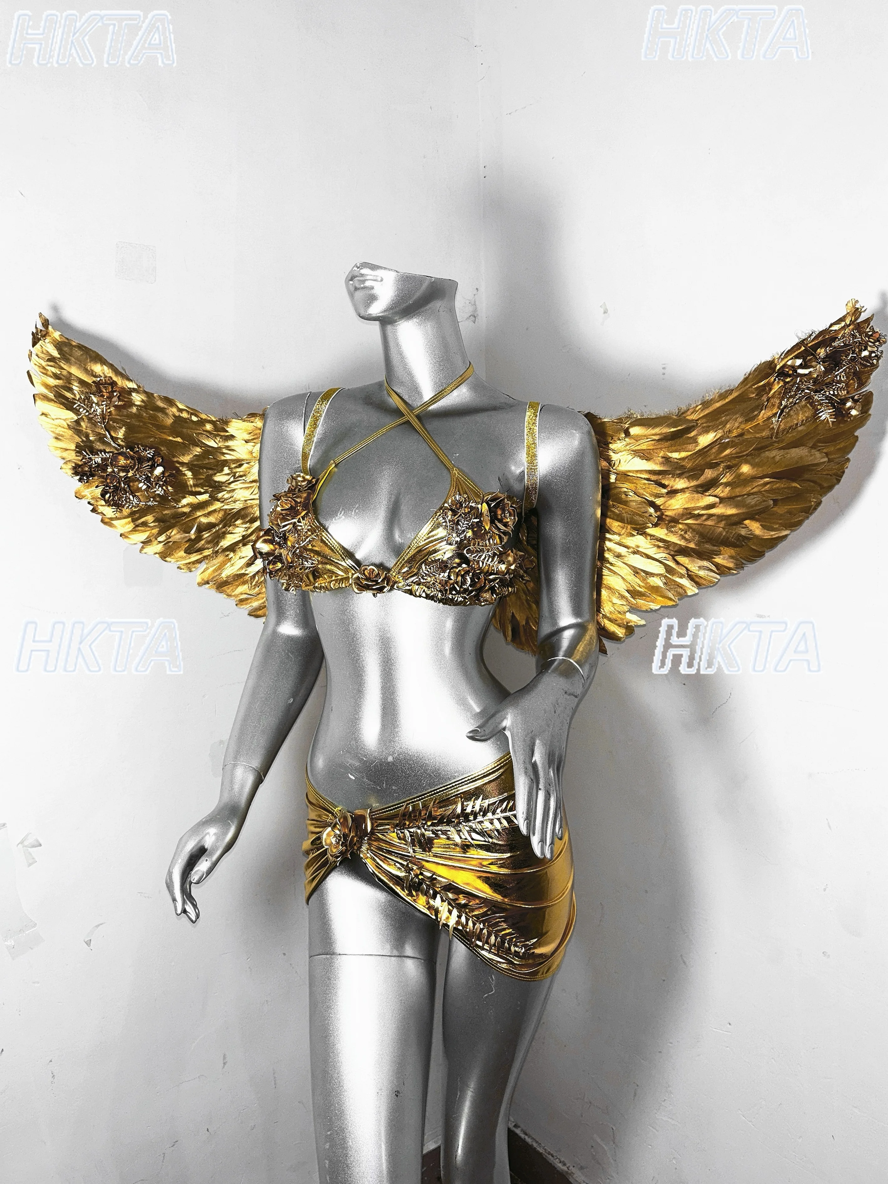 Subculture Cos Liquid Metal Oil Painting Feeling Handmade Flowers Sexy Wings Hot Girl Gorgeous Top Y2k Skrit Culottes Sets Women
Subculture Cos Liquid Metal Oil Painting Feeling Handmade Flowers Sexy Wings Hot Girl Gorgeous Top Y2k Skrit Culottes Sets Women