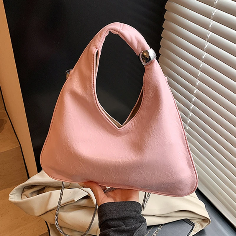 Personalized Triangle Banquet Bag Summer Women's Versatile Chain Crossbody Bags Korean Fashion One Shoulder Bag Trend
Personalized Triangle Banquet Bag Summer Women's Versatile Chain Crossbody Bags Korean Fashion One Shoulder Bag Trend 