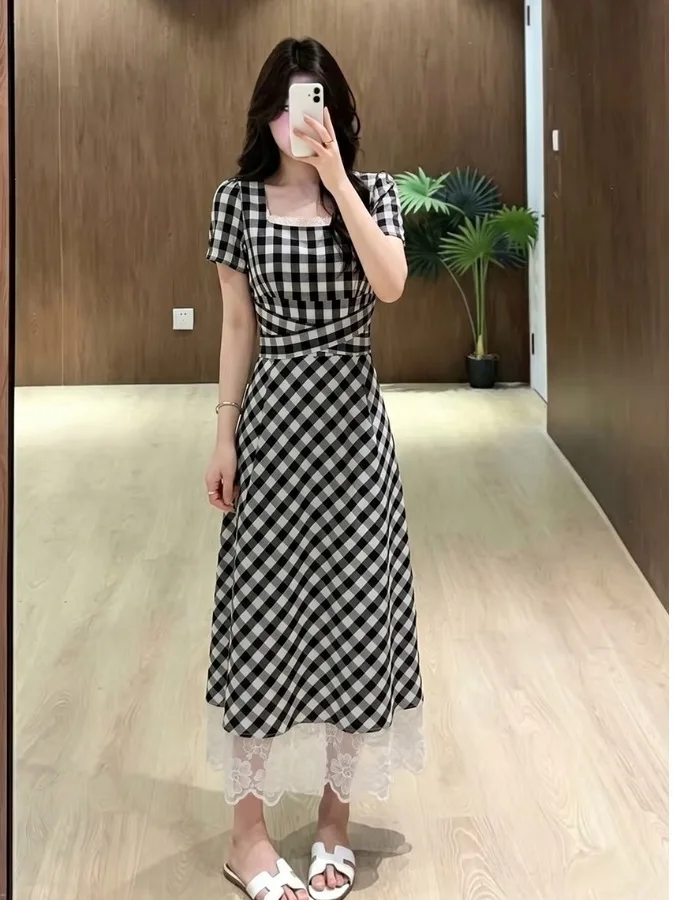 plus Size Women's Lace Patchwork Plaid Square Collar Short Sleeve Dress Summer New Waist Cinched A-Line Long Dress
plus Size Women's Lace Patchwork Plaid Square Collar Short Sleeve Dress Summer New Waist Cinched A-Line Long Dress