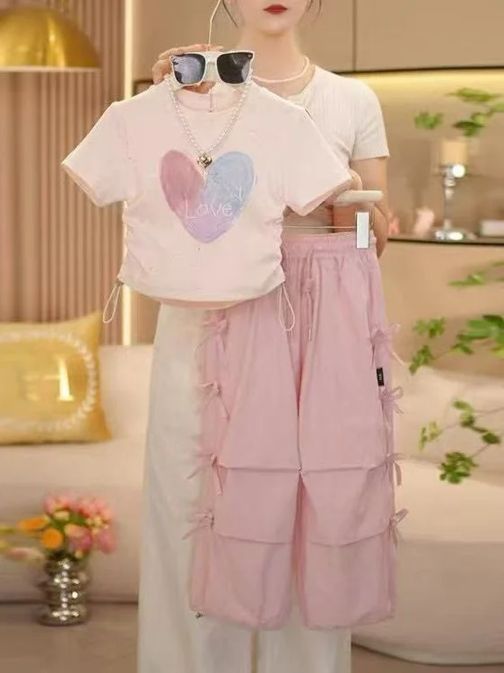 Girls Short Sleeve Workwear Pants Set Summer New Fashion Baby Chest Love Heart Casual Waist Inward Set Breathable round Neck
Girls Short Sleeve Workwear Pants Set Summer New Fashion Baby Chest Love Heart Casual Waist Inward Set Breathable round Neck