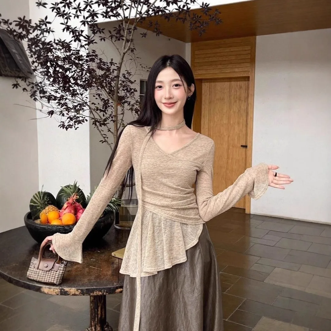 2026 New Spring Autumn Women Irregular Ruffled T shirt Elegant Tie Waist Slim Tops Unique Design Casual Stylish Blouse Wear
2026 New Spring Autumn Women Irregular Ruffled T shirt Elegant Tie Waist Slim Tops Unique Design Casual Stylish Blouse Wear
