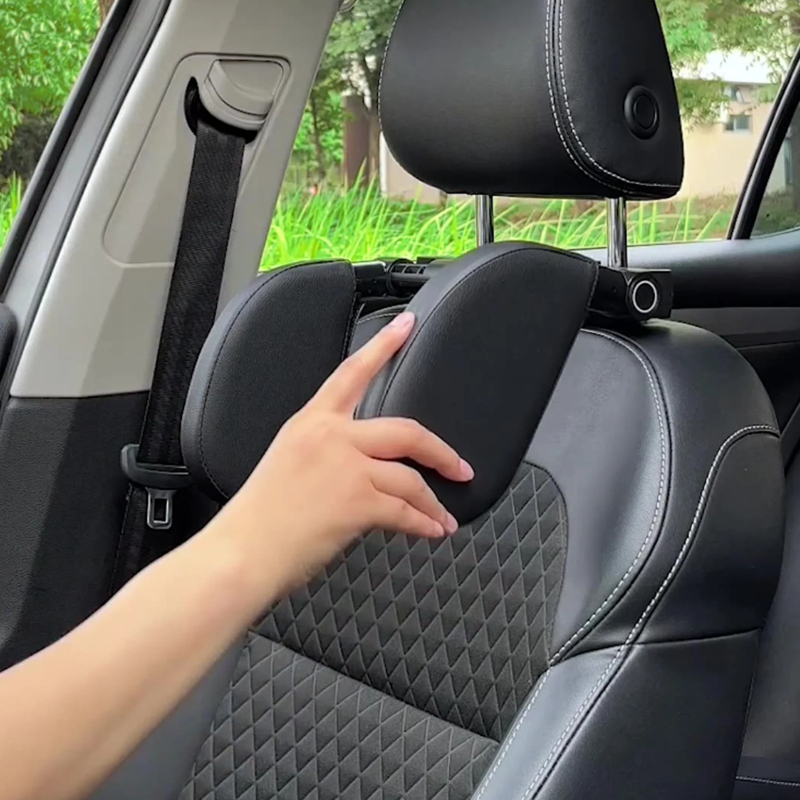 Car Headrest Pillow 180 Adjustable Neck Support Pillow Car Neck Pillow (Black)
Car Headrest Pillow 180 Adjustable Neck Support Pillow Car Neck Pillow (Black)