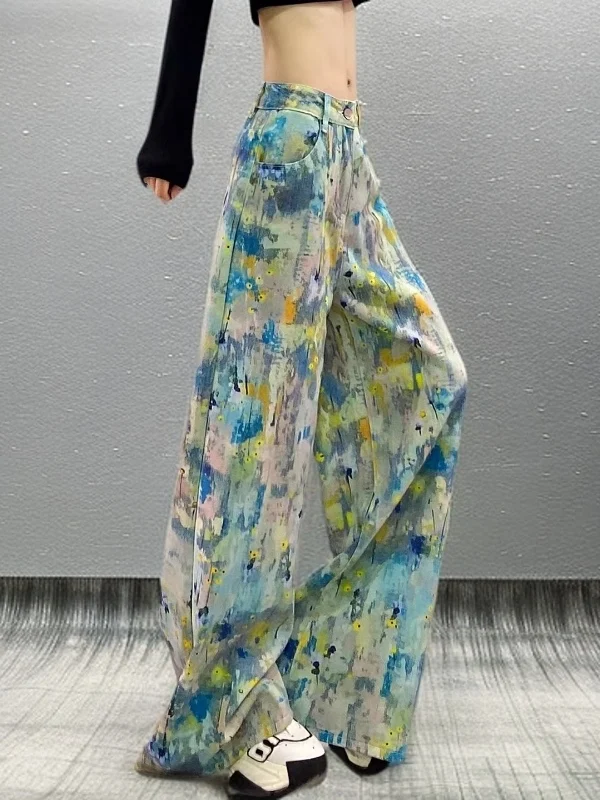 Spring Fashion Street Style Loose Fit Straight Leg Printed Denim Pants High Waist Wide Leg Trousers for Women Casual Style
Spring Fashion Street Style Loose Fit Straight Leg Printed Denim Pants High Waist Wide Leg Trousers for Women Casual Style