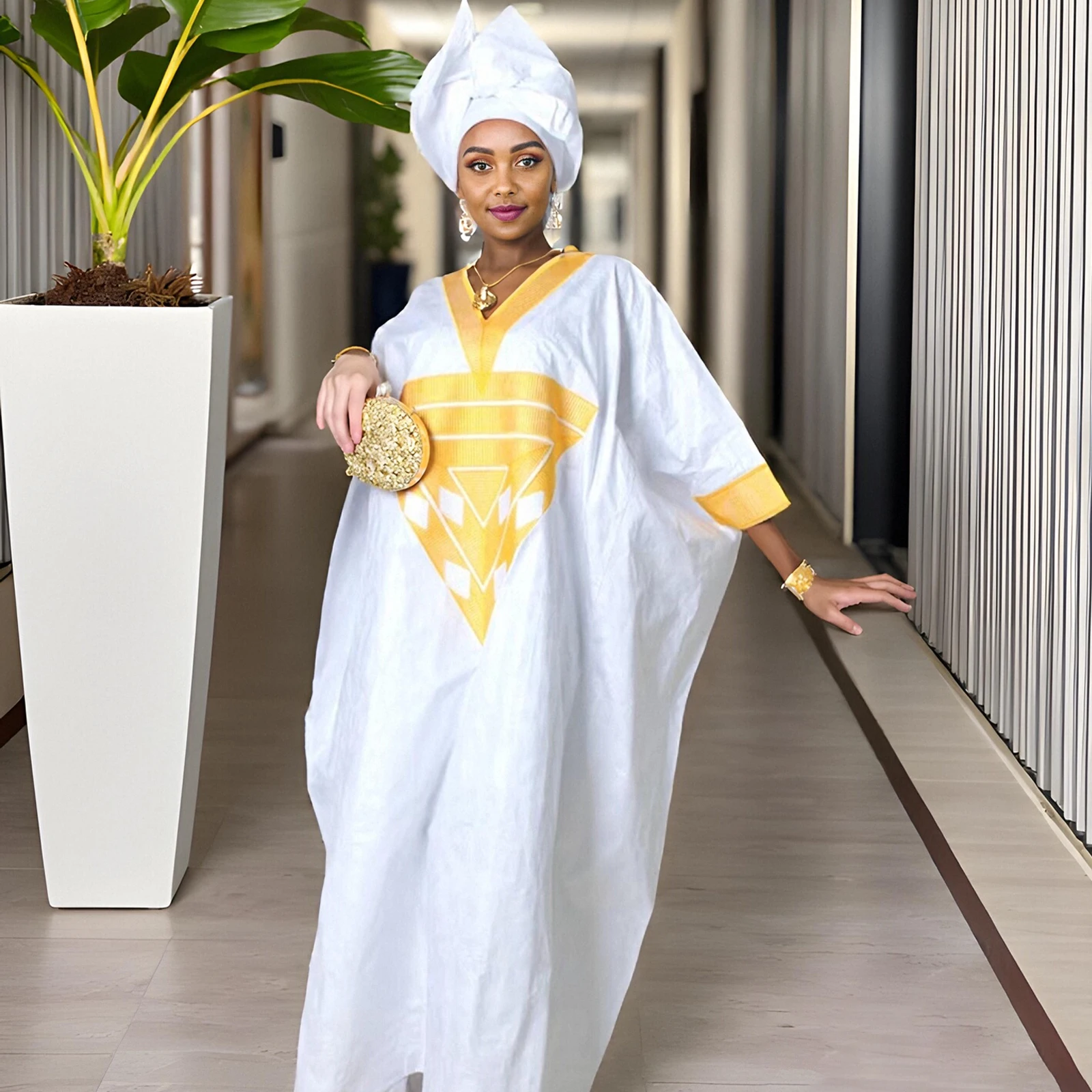 African Attire For Women Abaya Embroidery Plus Size Elegant Party Church Dress
African Attire For Women Abaya Embroidery Plus Size Elegant Party Church Dress
