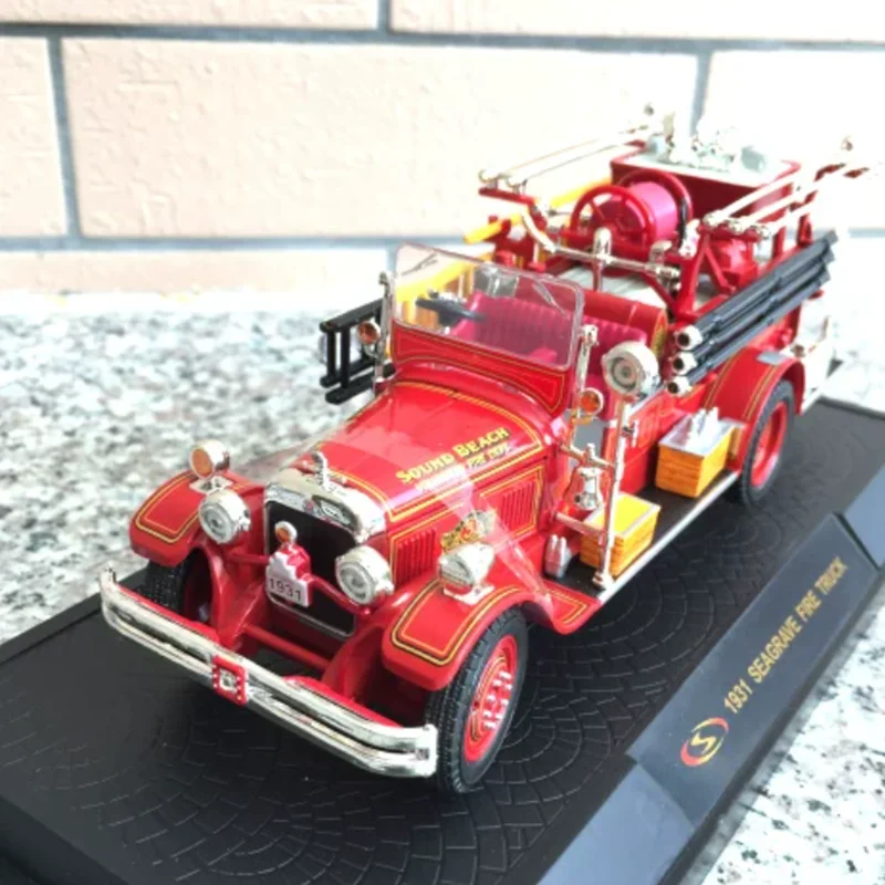 (Old stock)Signature 1: 32 Scale 1931 alloy fire truck Model Simulation Toy desktop Collection Gift Static Display
(Old stock)Signature 1: 32 Scale 1931 alloy fire truck Model Simulation Toy desktop Collection Gift Static Display