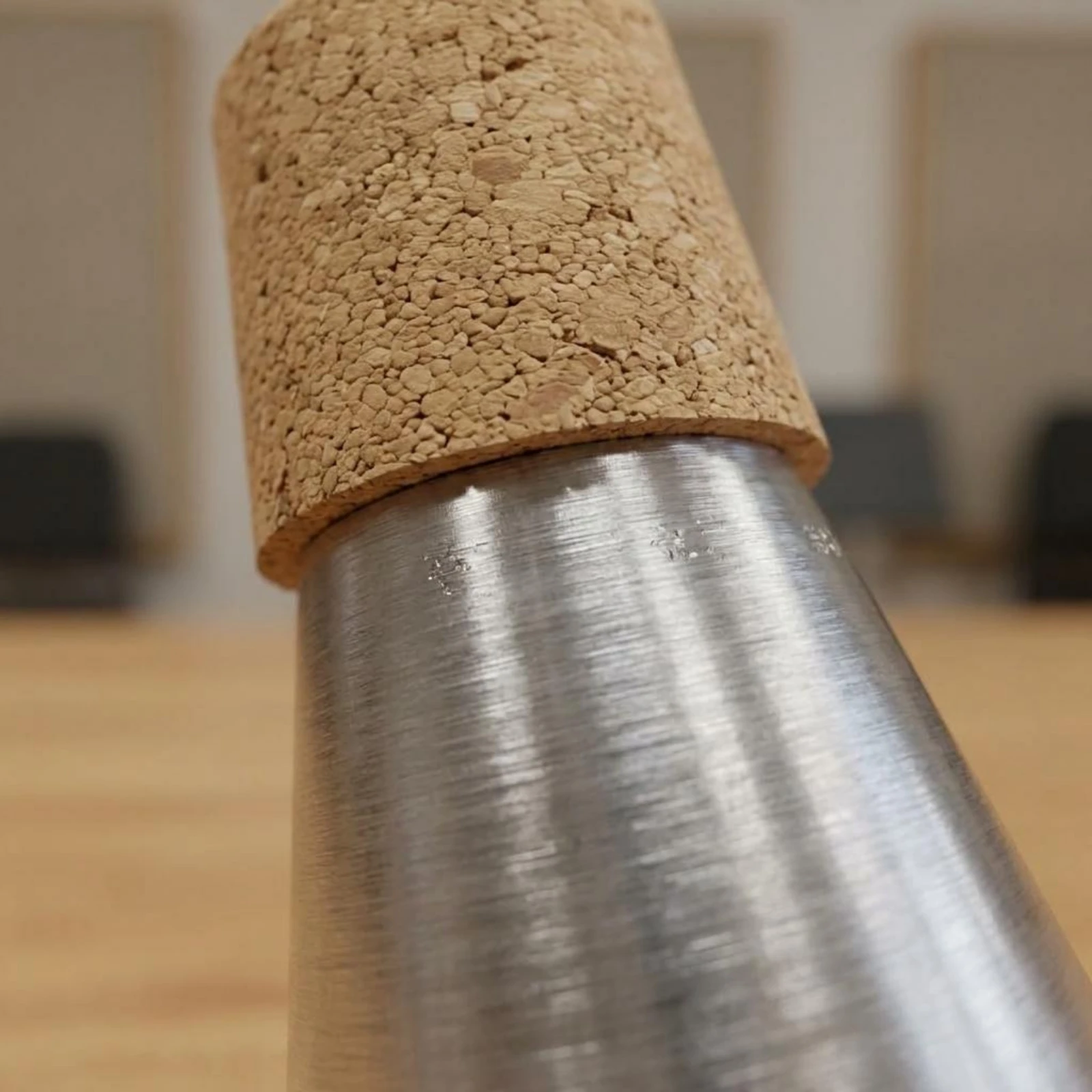 Suona Mute Metal Cork-Top Suona Mute Music Gear Rounded Base Long-Lasting
Suona Mute Metal Cork-Top Suona Mute Music Gear Rounded Base Long-Lasting