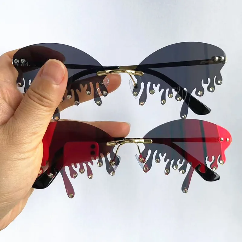 Funny Sun Glasses Personality Tearing Design Anti-UV Spectacles Simplity Eyeglasses Rimless Google Diamond Studded Sunglasses
Funny Sun Glasses Personality Tearing Design Anti-UV Spectacles Simplity Eyeglasses Rimless Google Diamond Studded Sunglasses