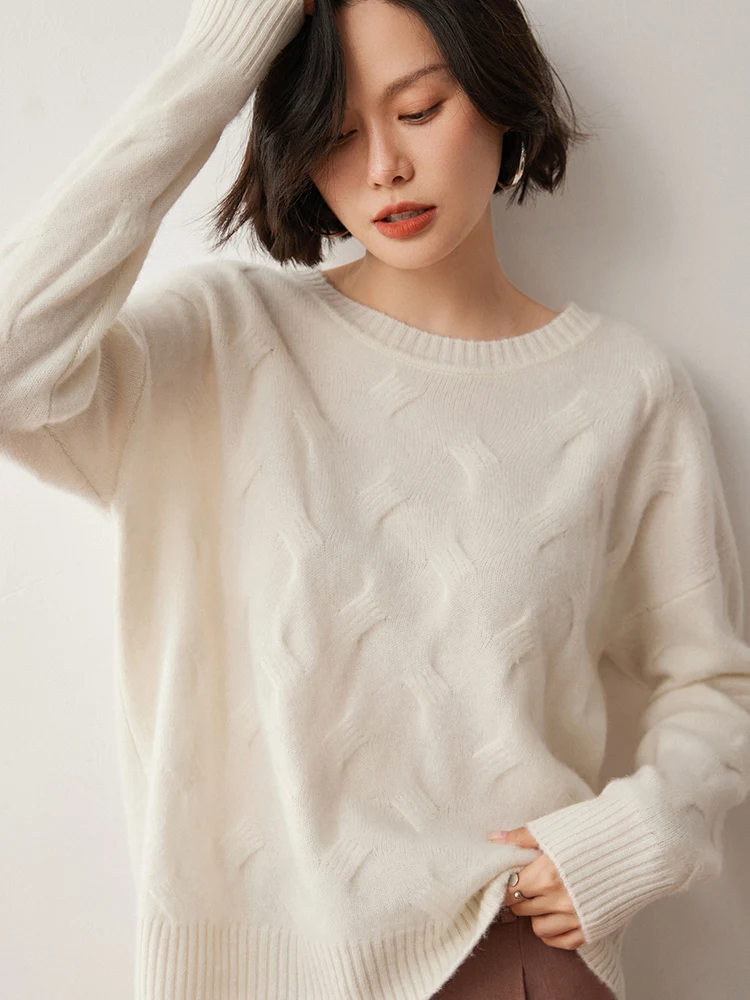 2025 New Women's Cashmere Sweater O-neck Pullovers Mininalist deign Autumn Winter Long Sleeve 100% Cashmere Knitwear Loose Tops
2025 New Women's Cashmere Sweater O-neck Pullovers Mininalist deign Autumn Winter Long Sleeve 100% Cashmere Knitwear Loose Tops