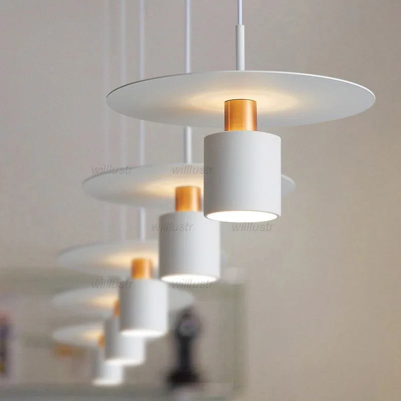 Creative UFO Iron Suspension Light Black White Metal Pendant Lamp Hotel Cafe Dining Living Bedroom Hanging Ceiling Chandelier
Creative UFO Iron Suspension Light Black White Metal Pendant Lamp Hotel Cafe Dining Living Bedroom Hanging Ceiling Chandelier 