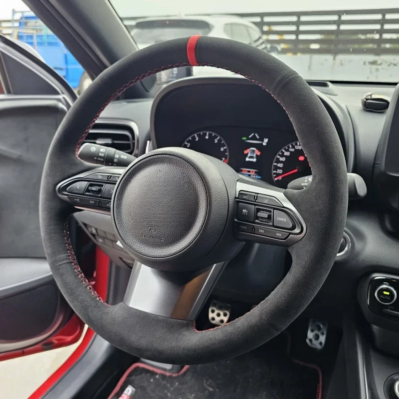 Suede Car Steering Wheel Cover For Toyota Yaris Vios Alphard Cruiser Hilux Prius C-HR Handle Cover Interior Car Accessories
Suede Car Steering Wheel Cover For Toyota Yaris Vios Alphard Cruiser Hilux Prius C-HR Handle Cover Interior Car Accessories