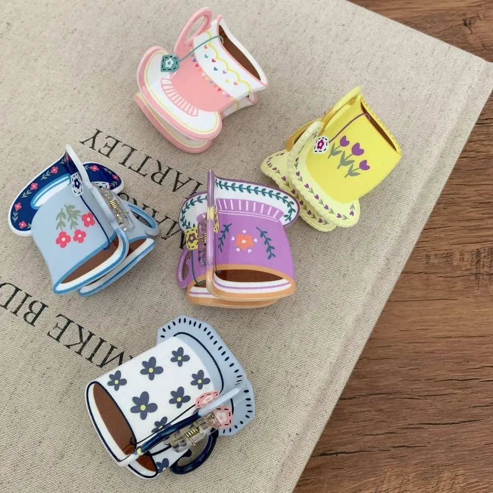Personalized Acetic Acid Acetate Hair Claw Cute Cartoon Coffee Cup Hair Clip Headdress Shark Clip Small Hair Claw Girl
Personalized Acetic Acid Acetate Hair Claw Cute Cartoon Coffee Cup Hair Clip Headdress Shark Clip Small Hair Claw Girl