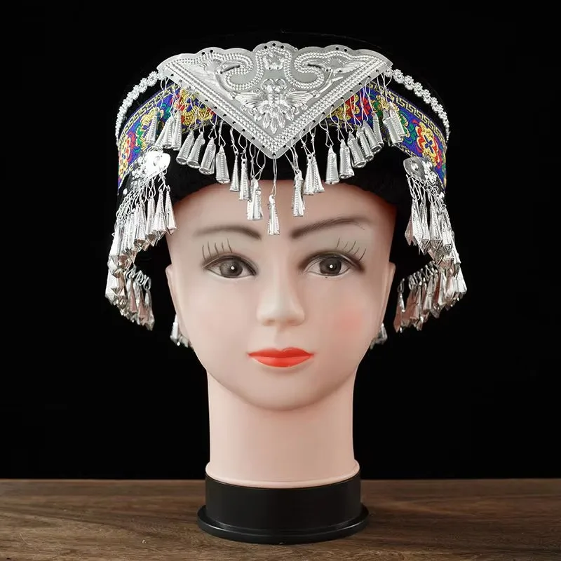 Китайские шляпы с кисточками Miao Dai для женщин, традиционная одежда, аксессуары, танцевальная одежда для выступлений на сцене
Китайские шляпы с кисточками Miao Dai для женщин, традиционная одежда, аксессуары, танцевальная одежда для выступлений на сцене