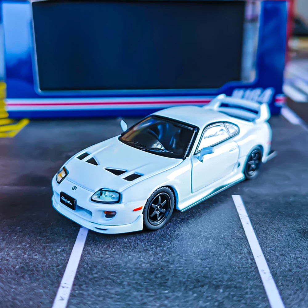 1/64 SUPRA A80 alloy static model (JZA80), alloy die-cast car model, adult collection decoration, boys holiday toy gift.
1/64 SUPRA A80 alloy static model (JZA80), alloy die-cast car model, adult collection decoration, boys holiday toy gift.
