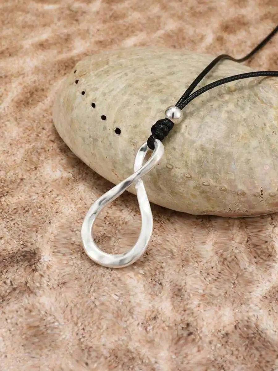 Vintage Infinity Shape Pendant Necklace For Women
Vintage Infinity Shape Pendant Necklace For Women