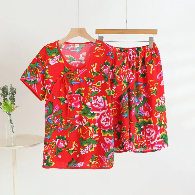 China Northeast Big Flower pajamas sets Loose-Fit Short-Sleeve and Shorts Plus Size with Dragonfly Buttons Cheongsam old fashion
China Northeast Big Flower pajamas sets Loose-Fit Short-Sleeve and Shorts Plus Size with Dragonfly Buttons Cheongsam old fashion