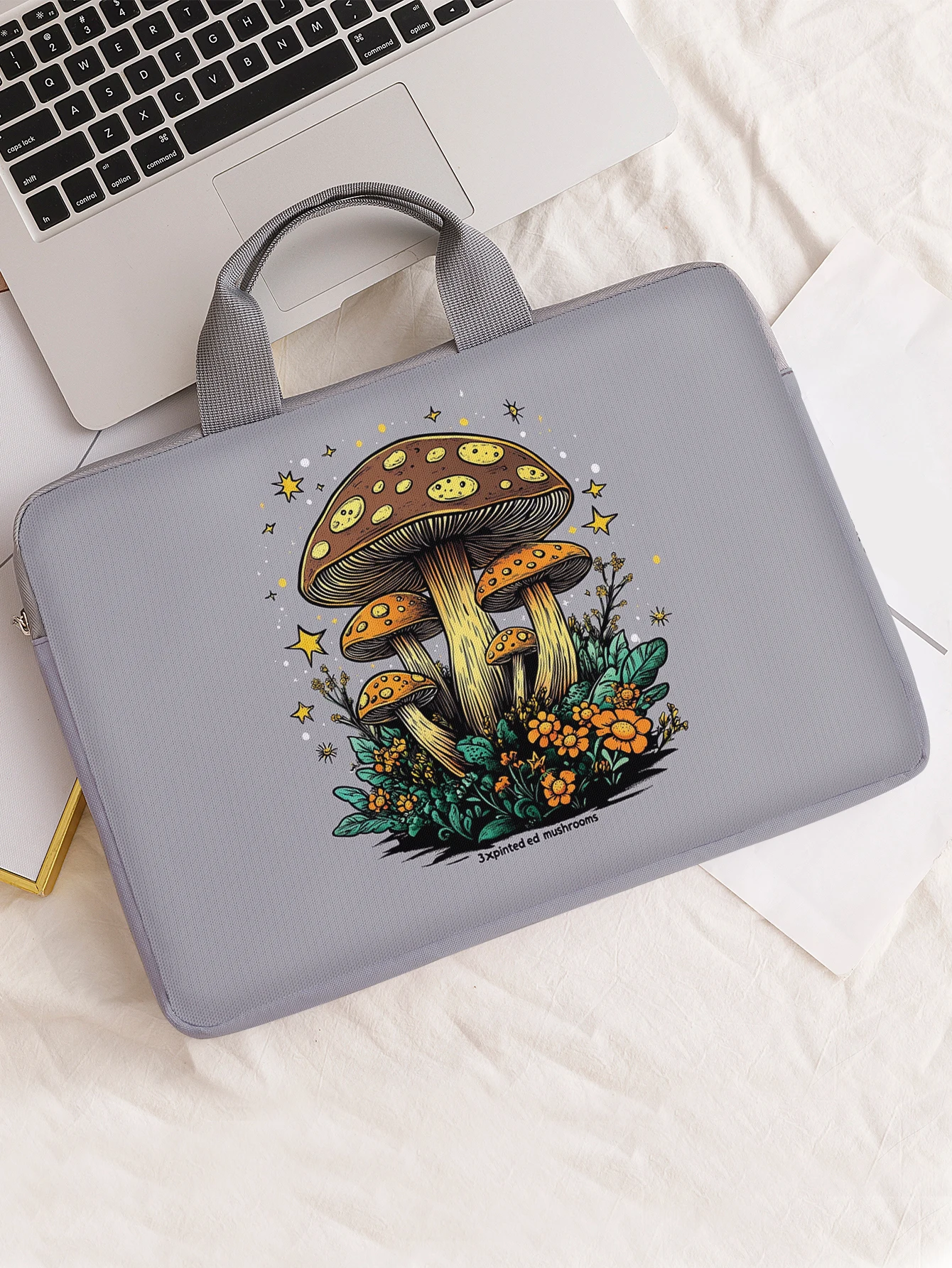 One Set, Two Styles, Mushroom Pattern Printed Laptop Sleeve, Briefcase, Suitable for 14-inch Laptops
One Set, Two Styles, Mushroom Pattern Printed Laptop Sleeve, Briefcase, Suitable for 14-inch Laptops