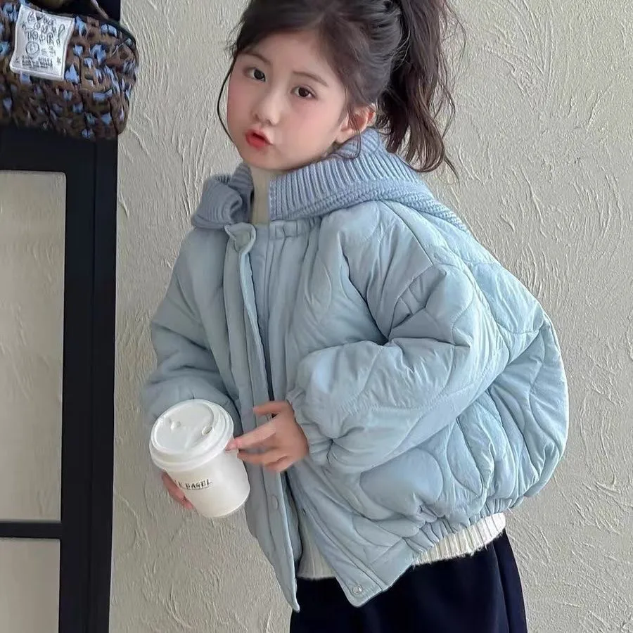 Autumn Winter Kids Hooded Jacket Fashion New Style Girls Solid Color Thickened Cotton Coat Children's Warm Outerwear
Autumn Winter Kids Hooded Jacket Fashion New Style Girls Solid Color Thickened Cotton Coat Children's Warm Outerwear