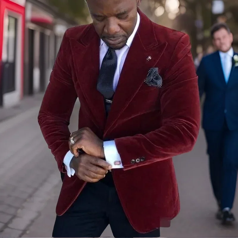 Prom Suits For Men Slim Fit 2 Pieces Custom Wedding Groom Tuxedo Burgundy Velvet Smoking Fashion Jacket With Black Pants
Prom Suits For Men Slim Fit 2 Pieces Custom Wedding Groom Tuxedo Burgundy Velvet Smoking Fashion Jacket With Black Pants