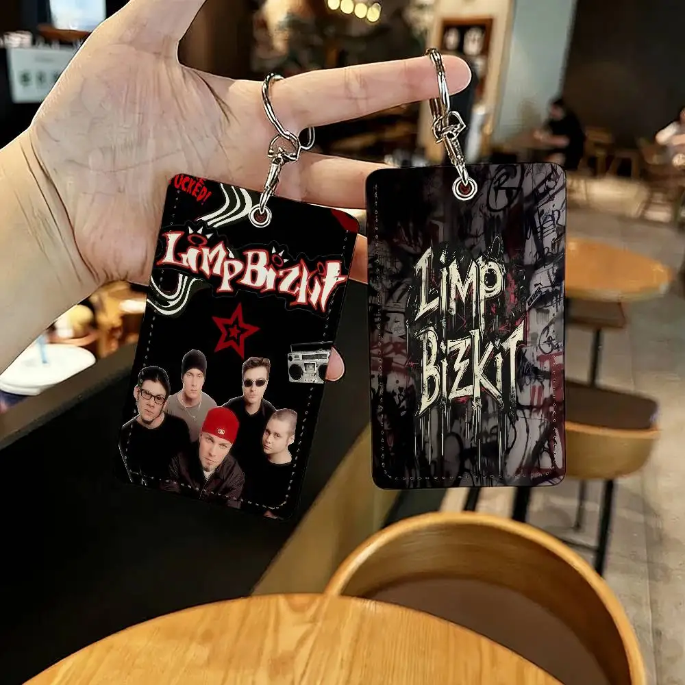Band L-Limp Bizkit Держатели для карт Анти-потерянные студенческие удостоверения личности Защитный чехол Чехлы Карты доступа для кампуса Брелок
Band L-Limp Bizkit Держатели для карт Анти-потерянные студенческие удостоверения личности Защитный чехол Чехлы Карты доступа для кампуса Брелок