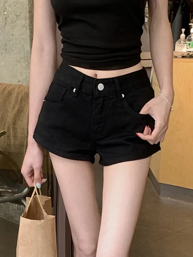 2024 New Summer Fashion Casual Basic All-match Denim Shorts Ladies Slim Waist Female Short Pants Mujer Korean Sweet Shorts
2024 New Summer Fashion Casual Basic All-match Denim Shorts Ladies Slim Waist Female Short Pants Mujer Korean Sweet Shorts