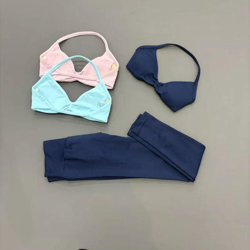 2 Piece Sports Set Women Seamless Strappy Bra Sport High Elastic Leggings Yoga Suit Pilates Gym Running Workout Fitness Sets
2 Piece Sports Set Women Seamless Strappy Bra Sport High Elastic Leggings Yoga Suit Pilates Gym Running Workout Fitness Sets