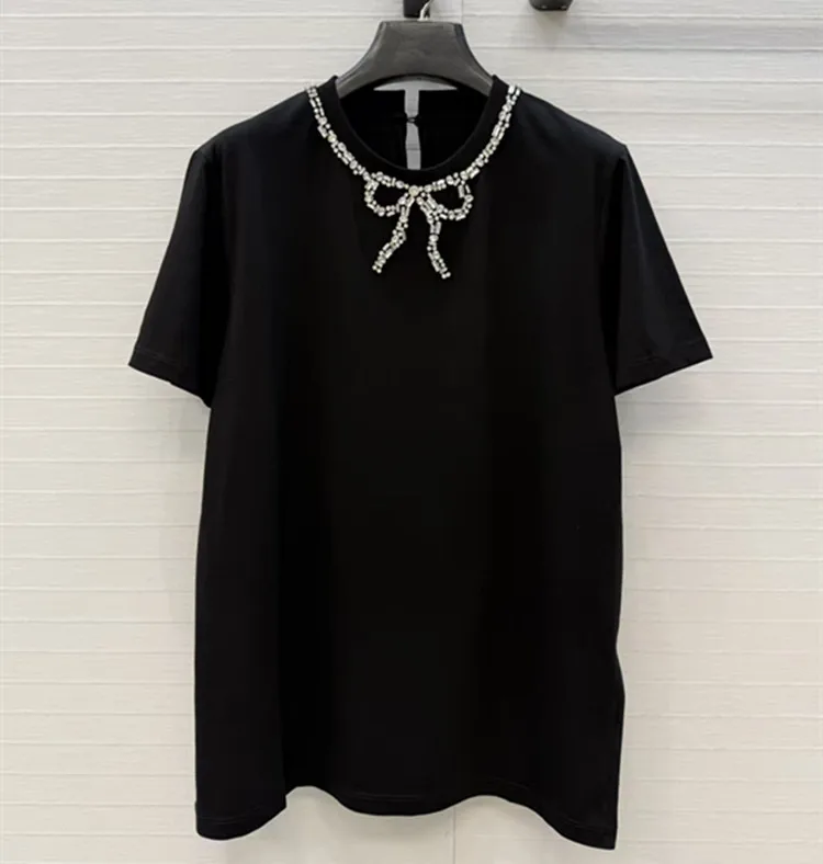 Customization European women's clothing - new summer styles for 2026 Round-neck short-sleeved rhinestone Fashion T-shirt
Customization European women's clothing - new summer styles for 2026 Round-neck short-sleeved rhinestone Fashion T-shirt