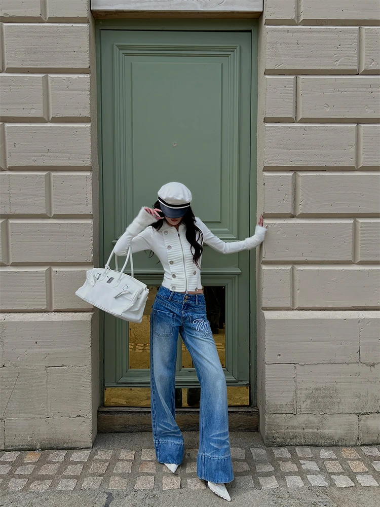 Джинсовые брюки с низкой талией и вышивкой, прямые широкие брюки в стиле ретро, утягивающие длинные брюки для женщин, повседневные Ele Sle
Джинсовые брюки с низкой талией и вышивкой, прямые широкие брюки в стиле ретро, утягивающие длинные брюки для женщин, повседневные Ele Sle