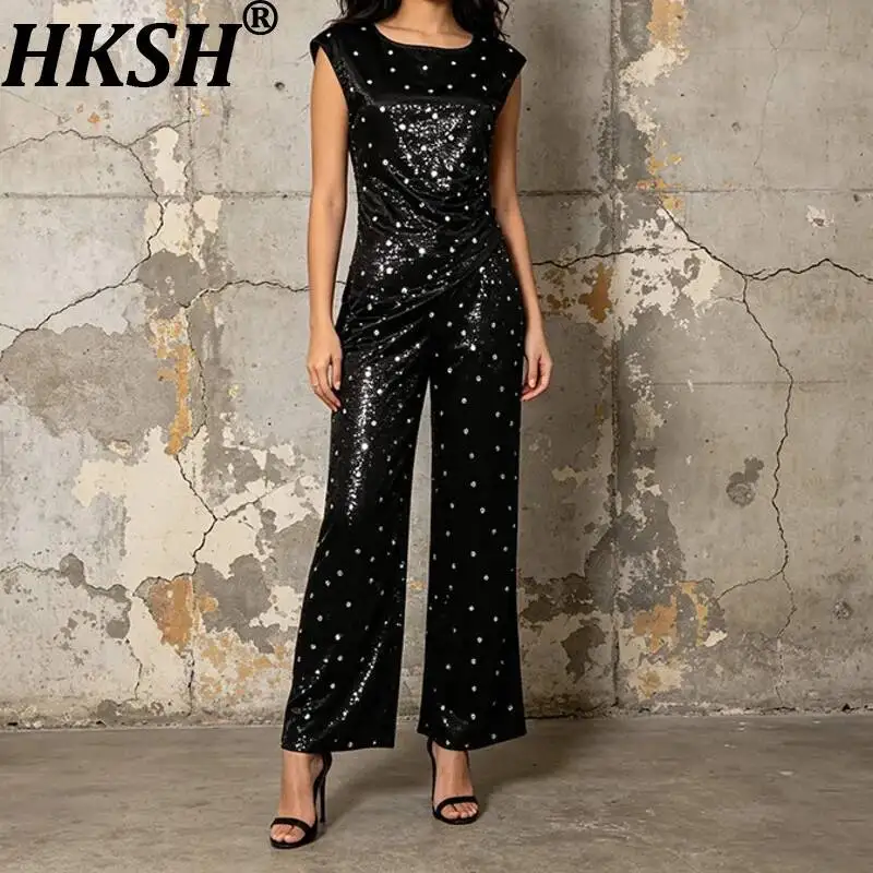 HKSH Women Sets Elegant O-Neck Heavy Diamonds Asymmetrical Short Sleeve T-shirt Dark Straight Casual Pants Two-piece Set HK24591
HKSH Women Sets Elegant O-Neck Heavy Diamonds Asymmetrical Short Sleeve T-shirt Dark Straight Casual Pants Two-piece Set HK24591