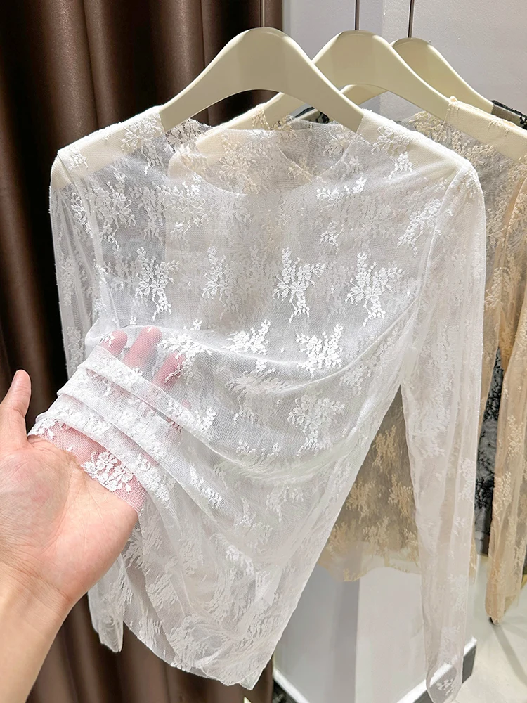 Ele White Lace Base irt Women's Spring Strap Dr Inner Large round Ne Thin Film Super Beautiful Top Korean Sle
Ele White Lace Base irt Women's Spring Strap Dr Inner Large round Ne Thin Film Super Beautiful Top Korean Sle