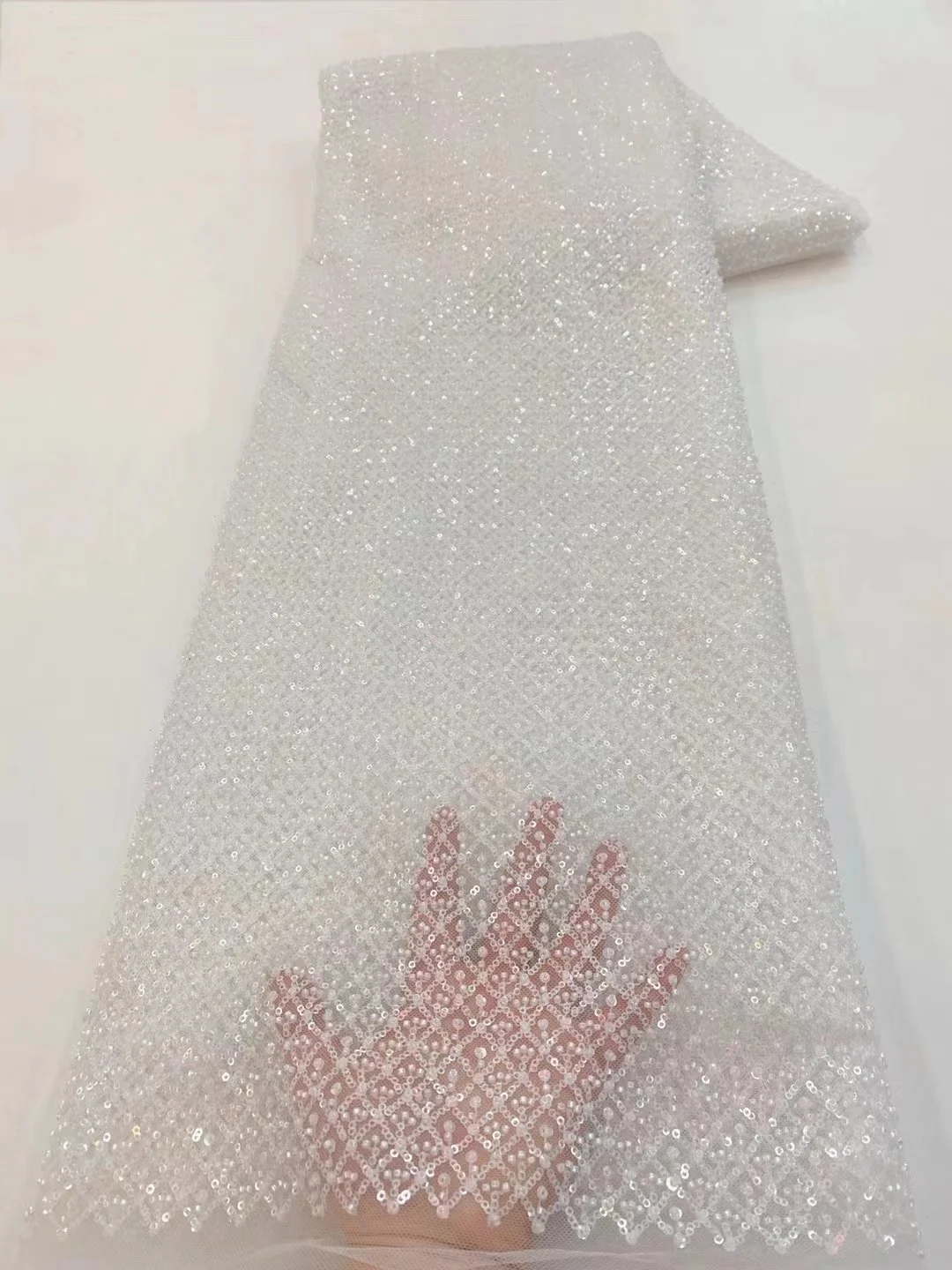 Luxury White African Sequins Lace Fabric High Quality Beaded Lace French Sewing Nigerian Lace Fabrics For Party Wedding Dress
Luxury White African Sequins Lace Fabric High Quality Beaded Lace French Sewing Nigerian Lace Fabrics For Party Wedding Dress