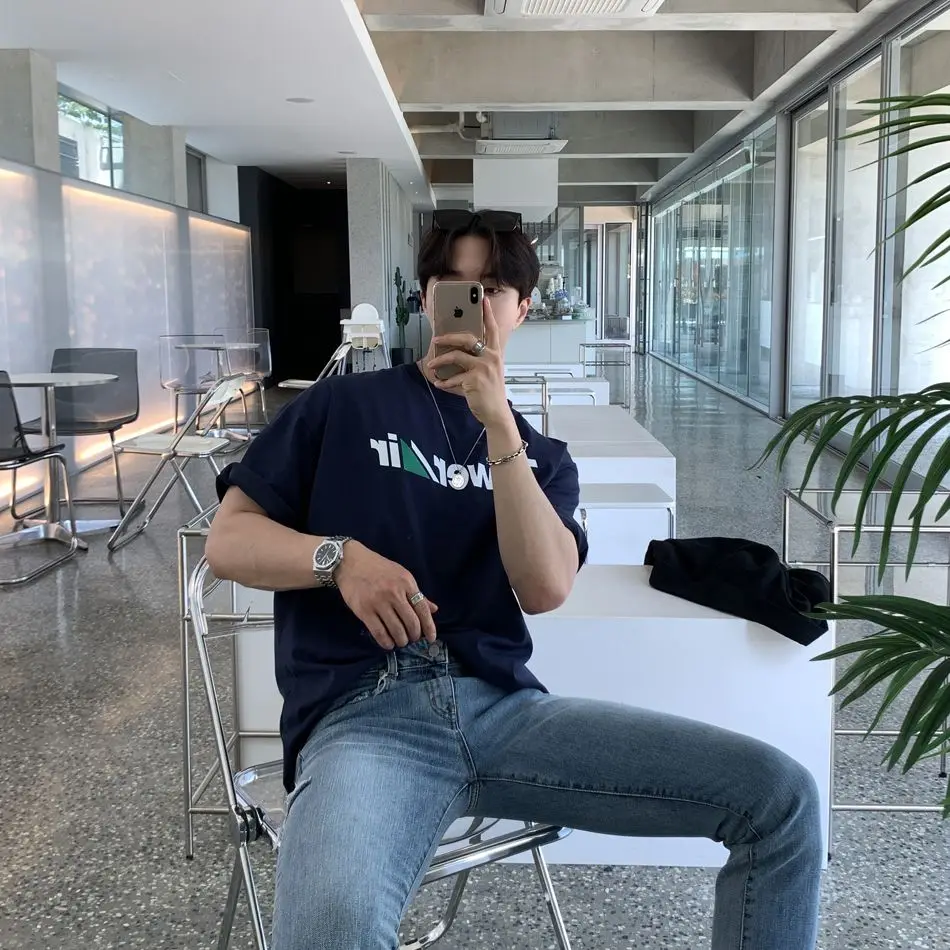 Heavy cotton short-sleeved T-shirt men's Korean version 2023 new summer casual handsome loose versatile T-shirt trend y2k tops
Heavy cotton short-sleeved T-shirt men's Korean version 2023 new summer casual handsome loose versatile T-shirt trend y2k tops