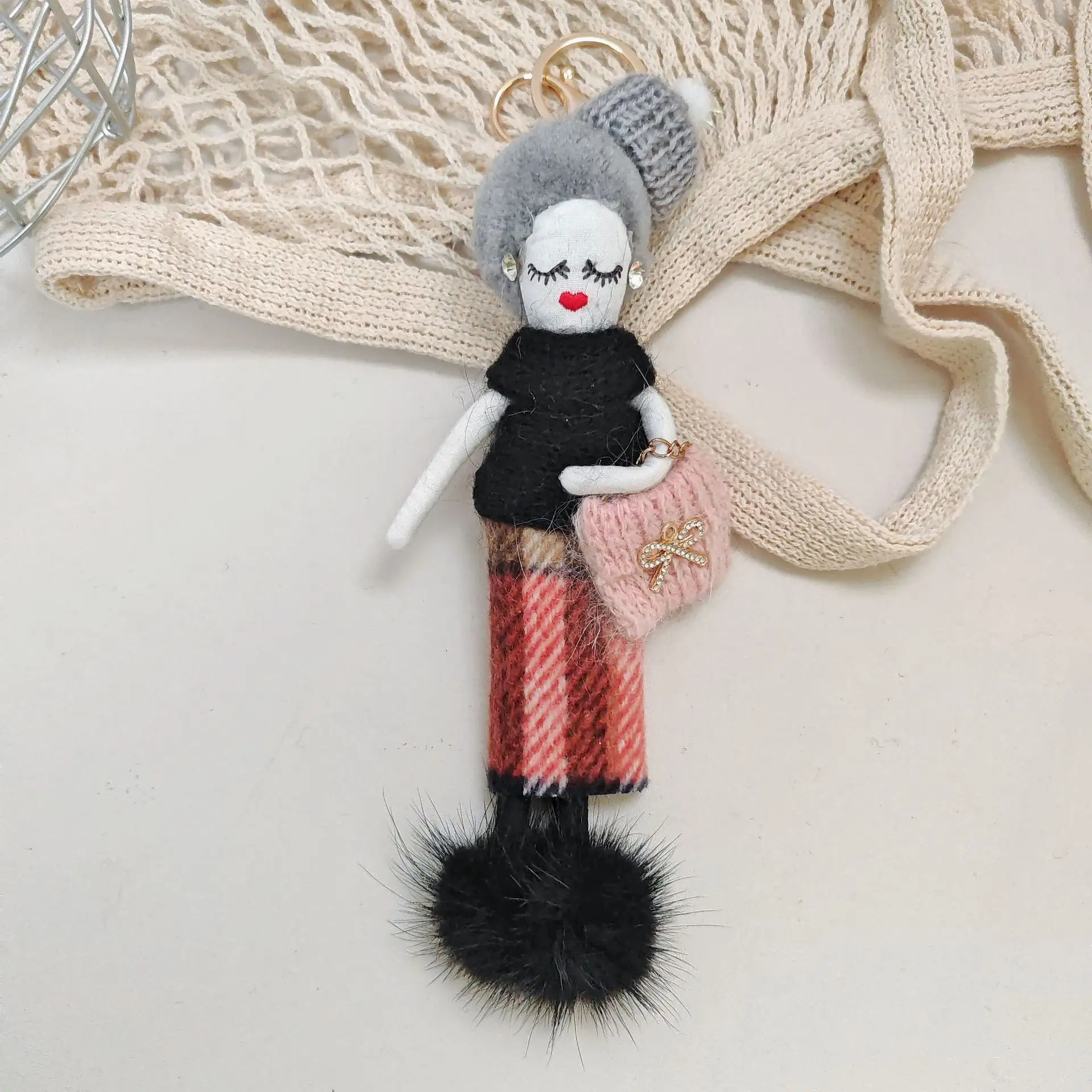 Fashionable Girl Crossbody Bag Pendant Cute Cartoon Character Car Keychain key Ring Accessory
Fashionable Girl Crossbody Bag Pendant Cute Cartoon Character Car Keychain key Ring Accessory