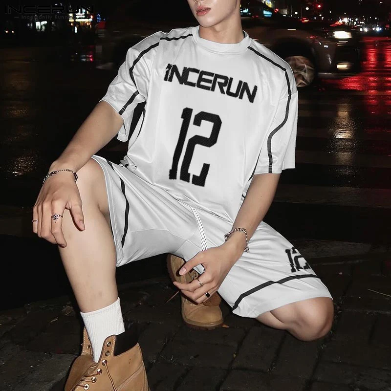 INCERUN Men Sets 2025 Printing O-neck Short Sleeve T Shirt & Shorts Two Pieces Sets Streetwear Oversize Workout Men Casual Suits
INCERUN Men Sets 2025 Printing O-neck Short Sleeve T Shirt & Shorts Two Pieces Sets Streetwear Oversize Workout Men Casual Suits
