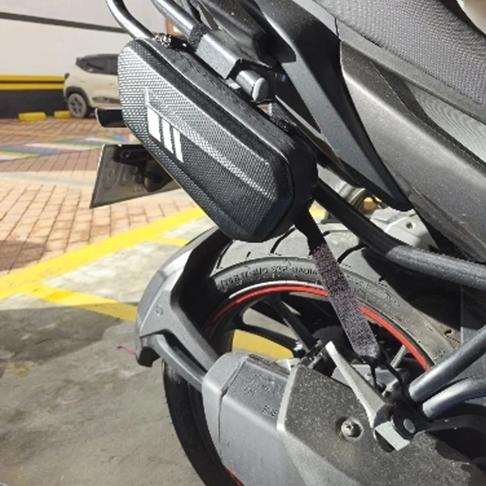 New Motorcycle Tool Bag Waterproof Luggage Storage Bag Frame Bags For CFMOTO CF MOTO 800MT 650MT 450MT 700MT MT 450 650 700 800
New Motorcycle Tool Bag Waterproof Luggage Storage Bag Frame Bags For CFMOTO CF MOTO 800MT 650MT 450MT 700MT MT 450 650 700 800