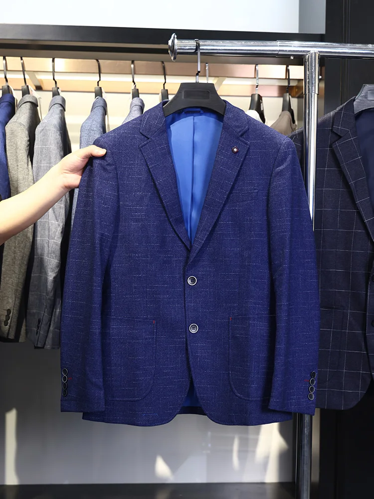 Мужской повседневный костюм Homesi: модный полосатый пиджак с длинным рукавом, удобный, для весны и осени, приталенный крой, для ежедневной носки
Мужской повседневный костюм Homesi: модный полосатый пиджак с длинным рукавом, удобный, для весны и осени, приталенный крой, для ежедневной носки