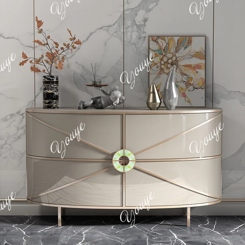 Входной шкаф простой и современный, легкая роскошь, а входная дверь представляет собой шкаф для обуви.
Входной шкаф простой и современный, легкая роскошь, а входная дверь представляет собой шкаф для обуви.