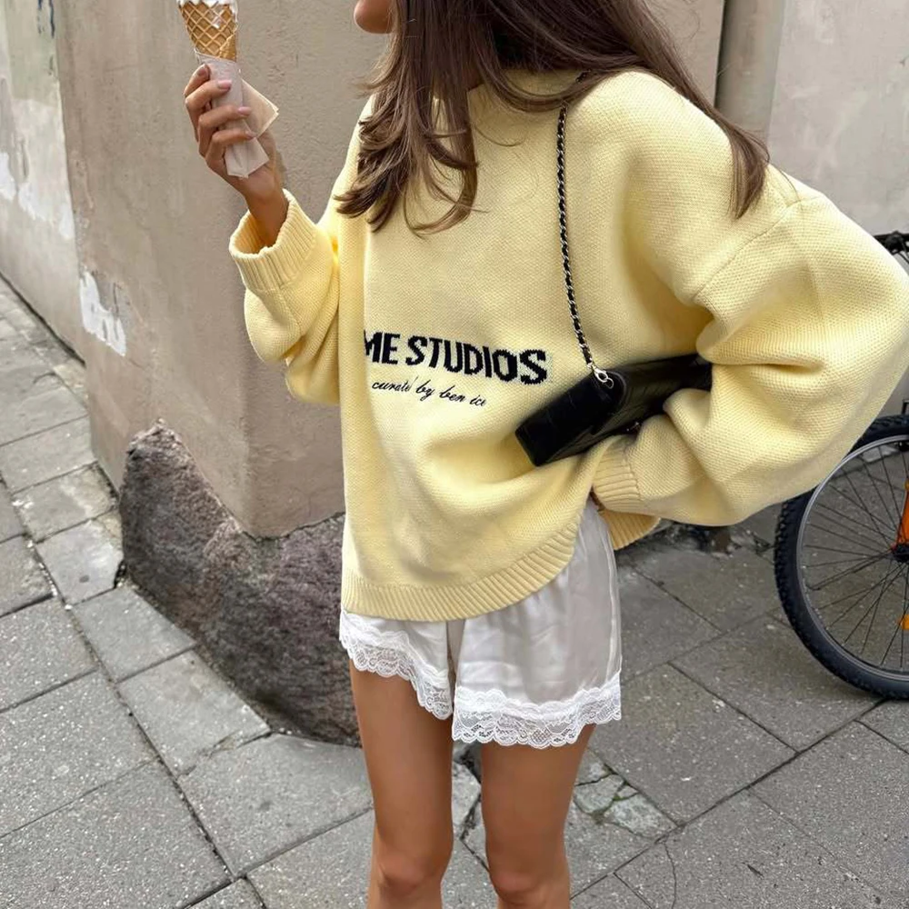 Loose Oversized Lazy Style Letter Sweater Women Autumn Winter New Knitted Yellow Base Layer Top For Women Crew Neck
Loose Oversized Lazy Style Letter Sweater Women Autumn Winter New Knitted Yellow Base Layer Top For Women Crew Neck